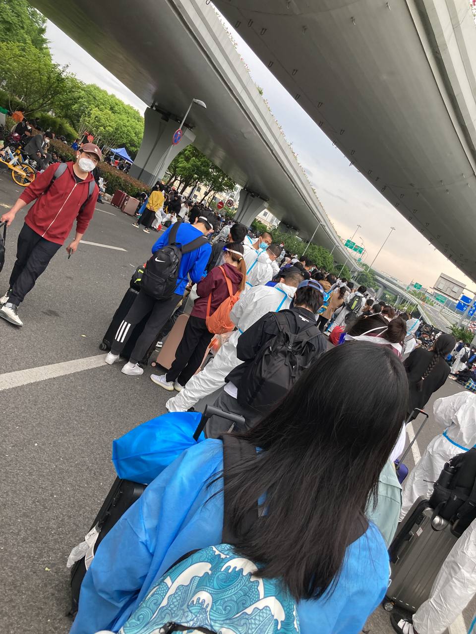 虹橋の行列